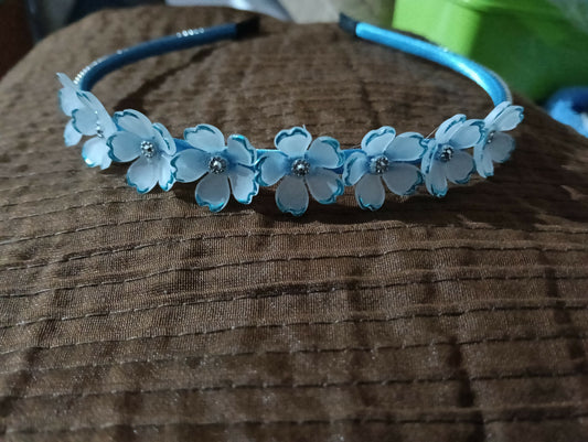 Tiyara flower hairband
