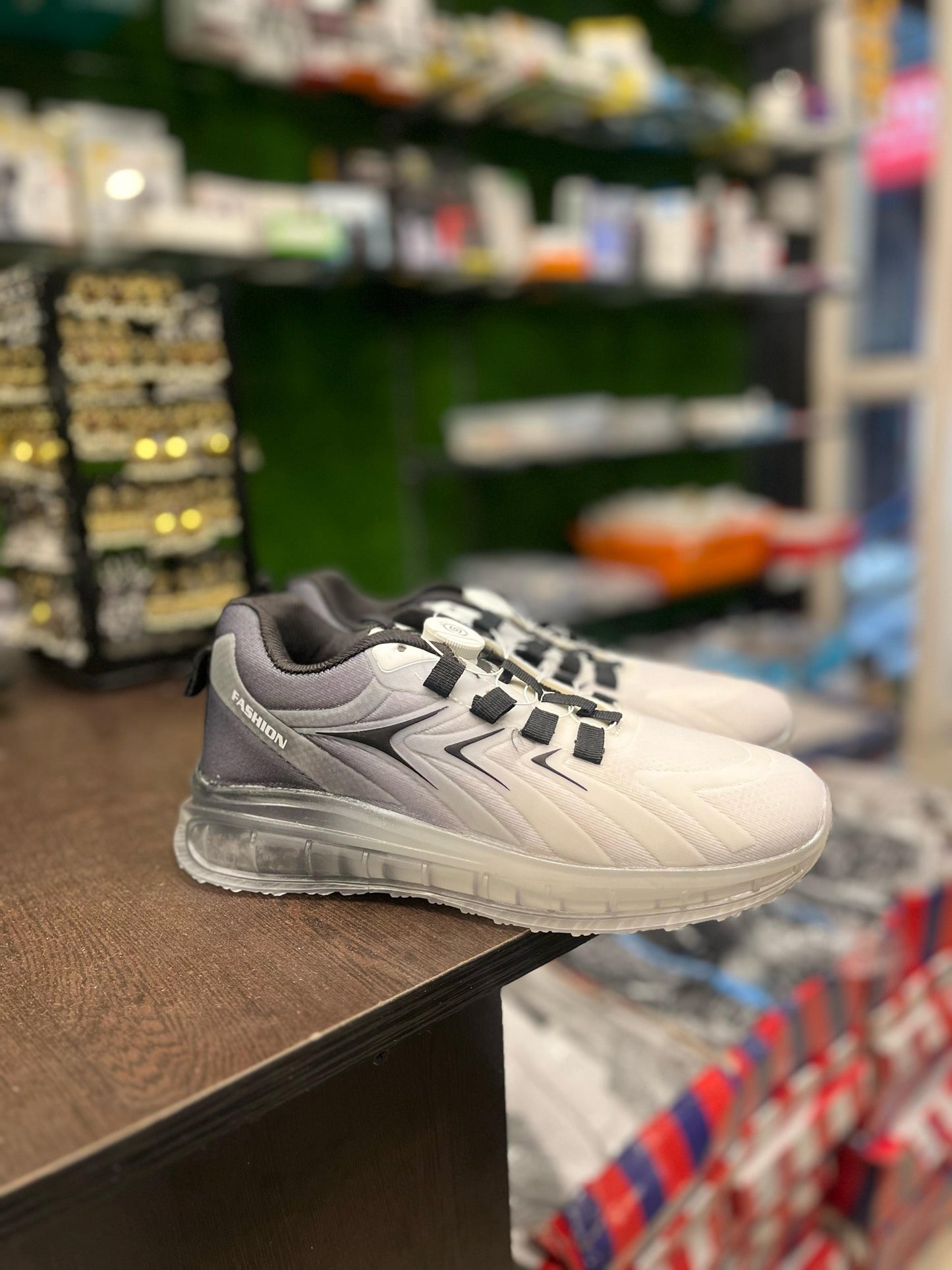 MENS&WOMENS SHOES SM05