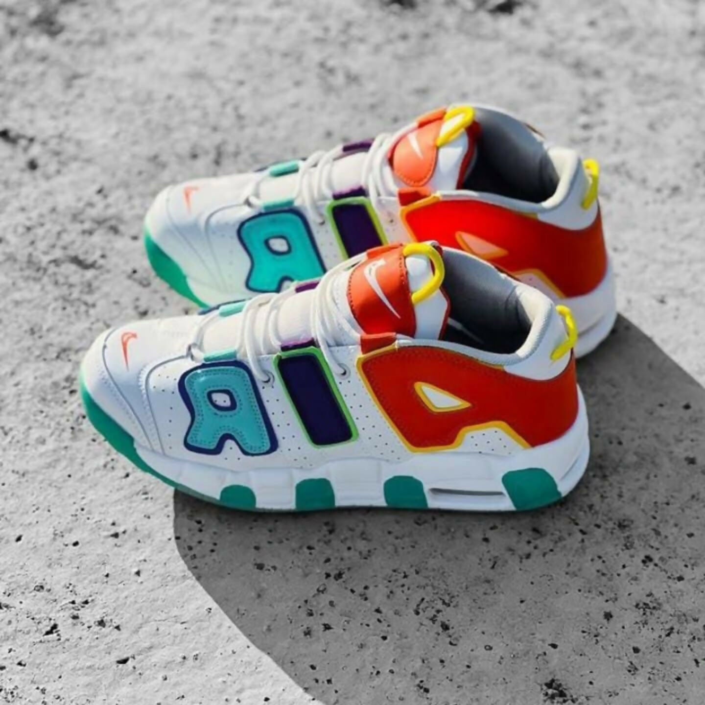 IMPORTED NIKE AIR UPTEMPO