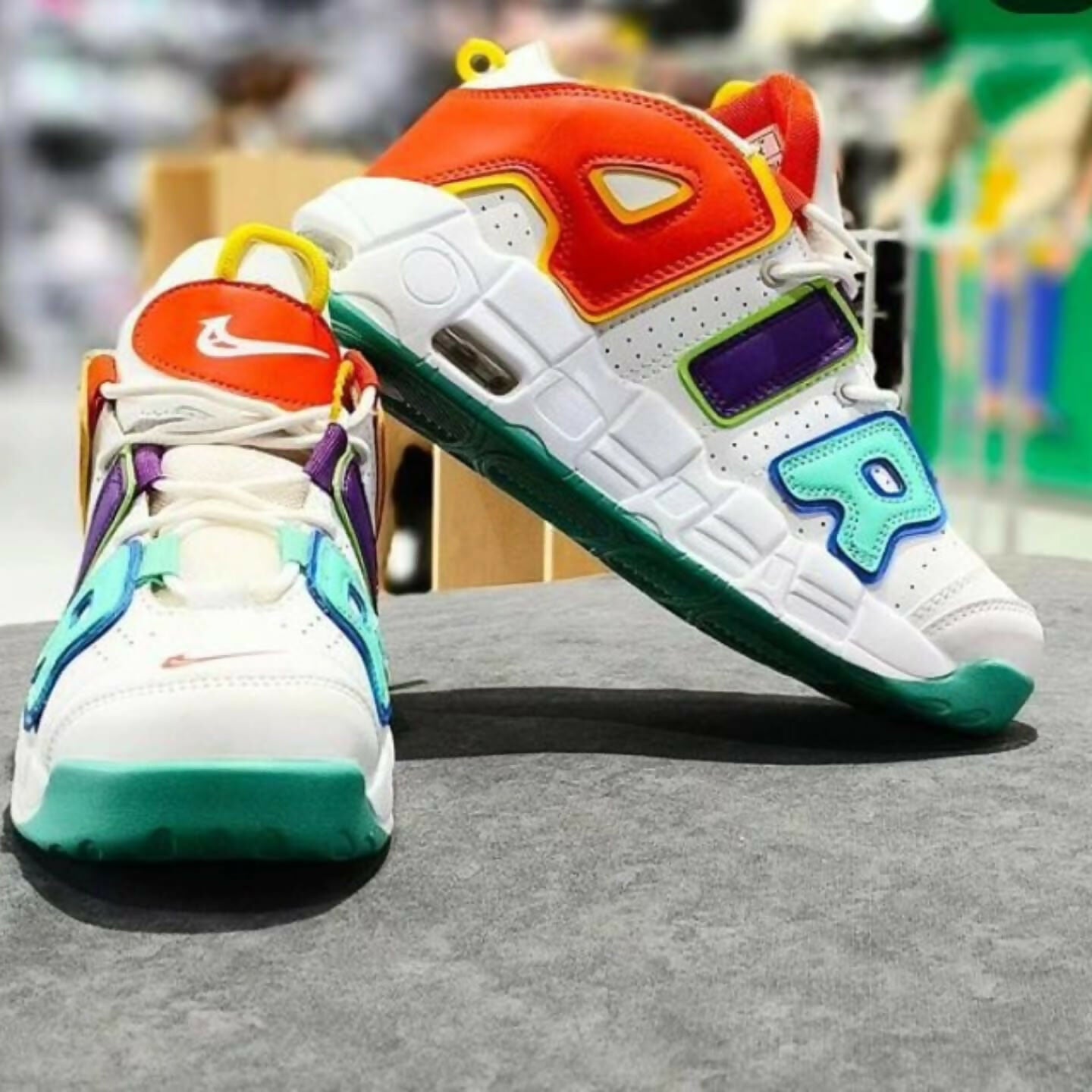 IMPORTED NIKE AIR UPTEMPO