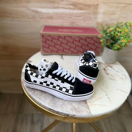 IMPORTED VANS CHECKBORAD SHOES